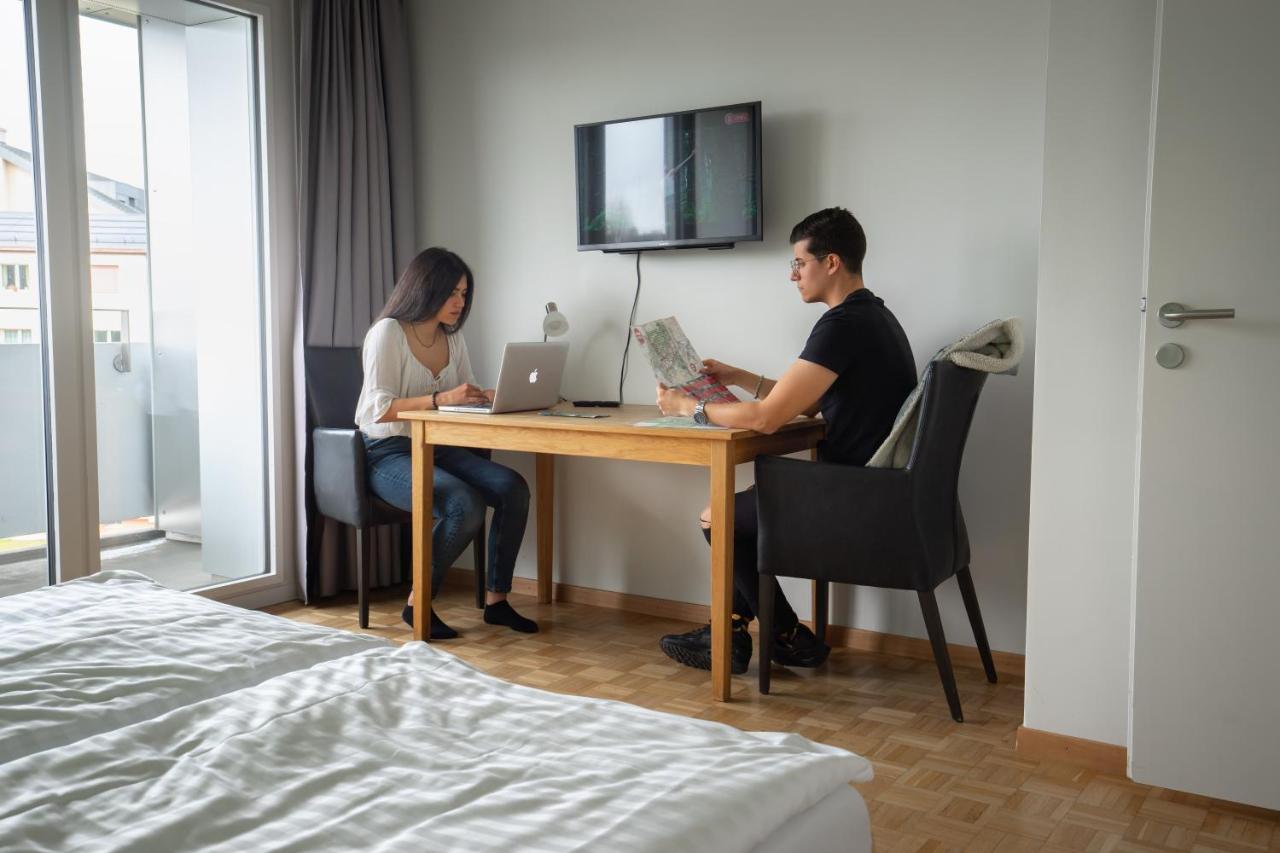 Nyon Hostel Kültér fotó
