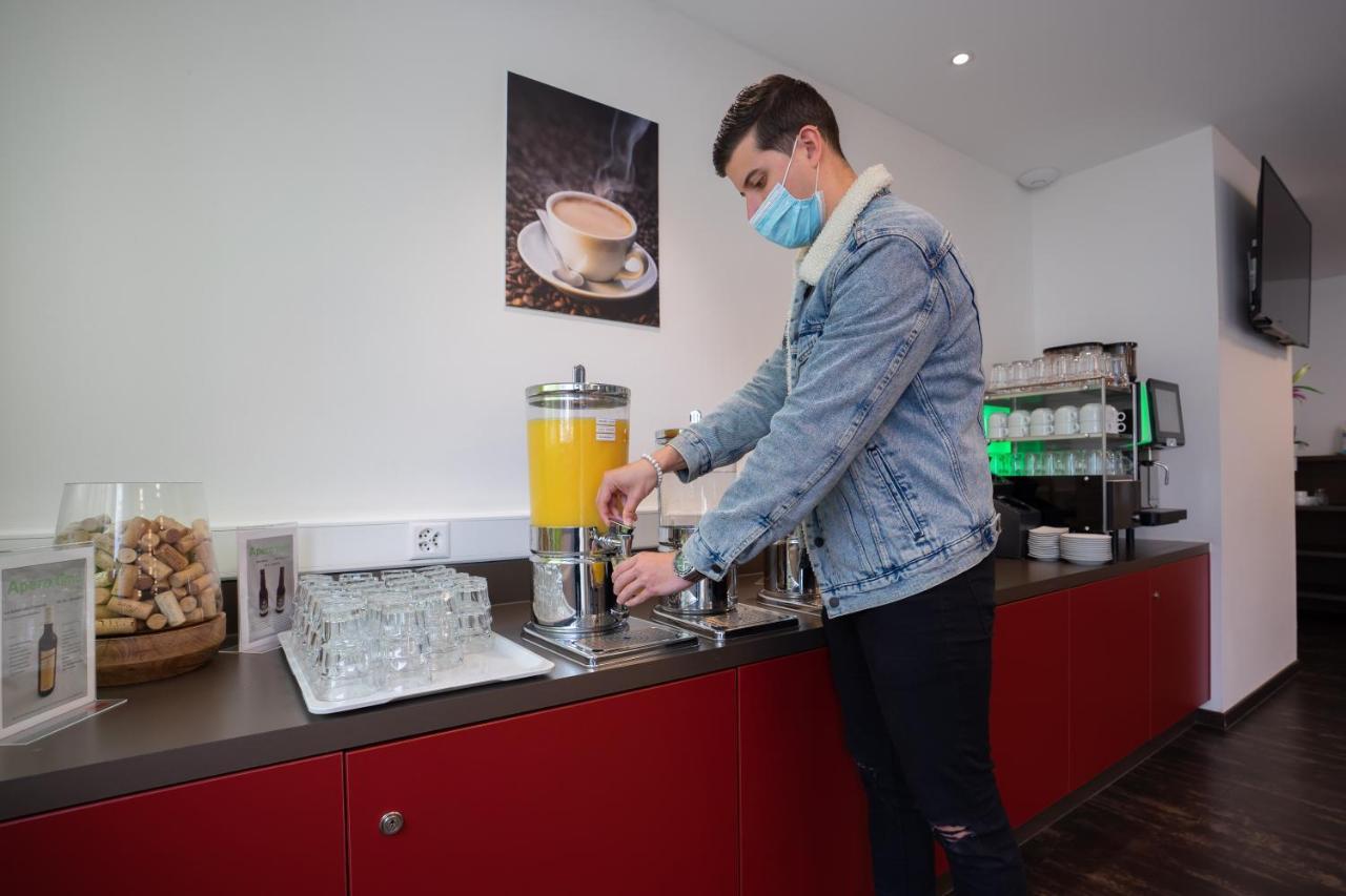 Nyon Hostel Kültér fotó