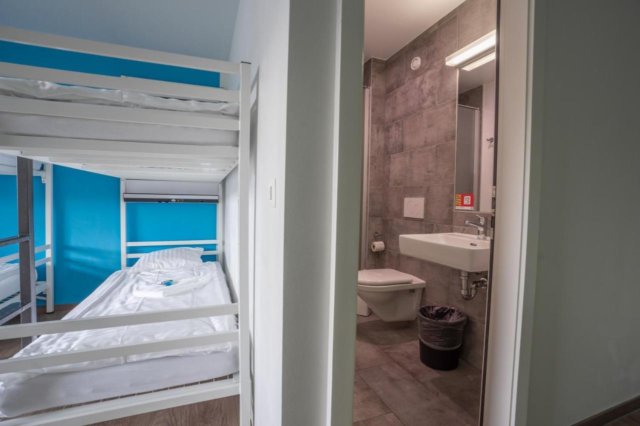 Nyon Hostel Kültér fotó