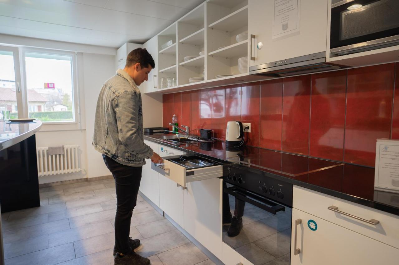 Nyon Hostel Kültér fotó